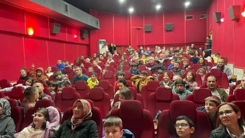 Niğde’de öğrenciler  